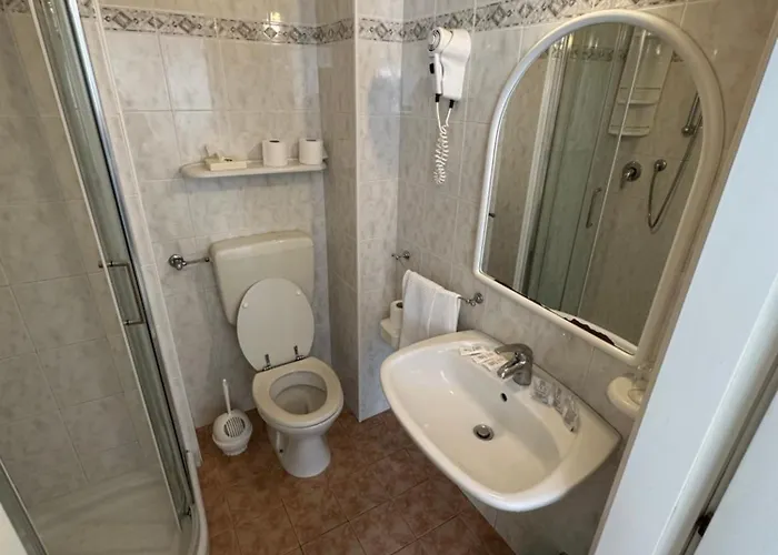 Szálloda Fiorenza 2*