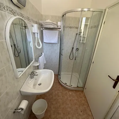 Fiorenza Hotel 2*