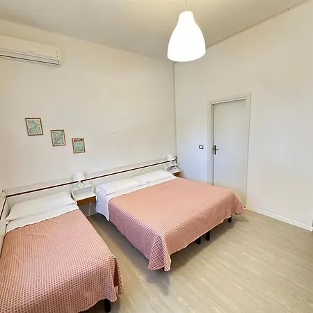 Fiorenza فندق ميلانو ماريتيما