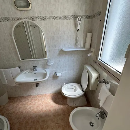 ホテル Fiorenza ミラノ・マリッティマ