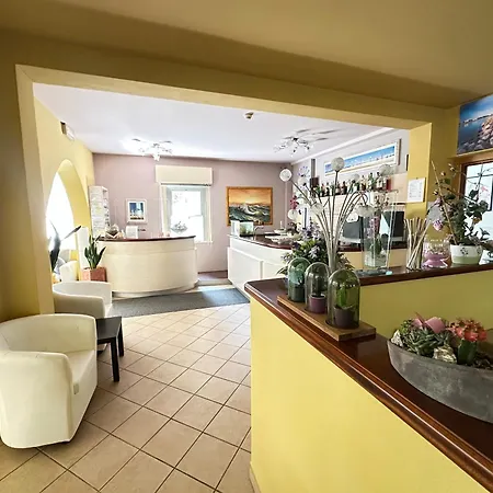 Fiorenza ホテル 2*