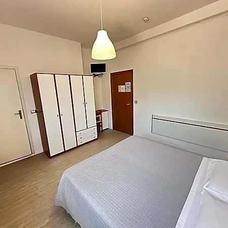 Fiorenza Hotel 2*